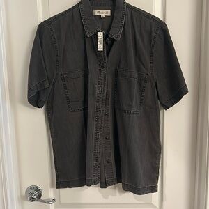 Madewell Denim Top - women size large. NWT